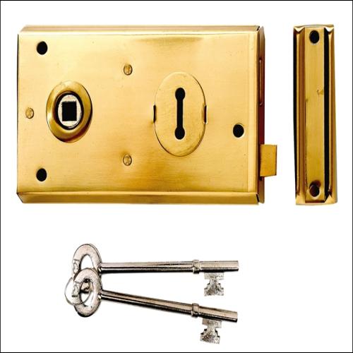 Yale P401 Rim Lock Polished Brass Finish